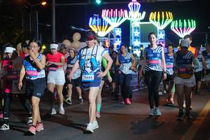 BIB: 
                            <button type="button" onclick="openModal(24428104)" class="btn btn-primary btn-sm float-right btn-popup" data-toggle="modal" data-target=".modal-high-quality">
                        <i class="fas fa-shopping-cart"></i> Add to Cart
                    </button>
                                            <button type="button" onclick="isThisMe(24428104, true)" class="btn btn-success btn-sm float-right btn-popup btn-isme hidden" data-toggle="tooltip" data-placement="bottom" title="นี่คือรูปของคุณใช่ไหม คลิกที่นี่เพื่อเอาเข้าอัลบั้ม">
                        <i class="fas fa-plus"></i> Add to album
                    </button>
                    <button type="button" onclick="isThisMe(24428104, false)" class="btn btn-warning btn-sm float-right btn-popup btn-isnotme hidden">
                        <i class="fas fa-ban"></i> Remove from album
                    </button>